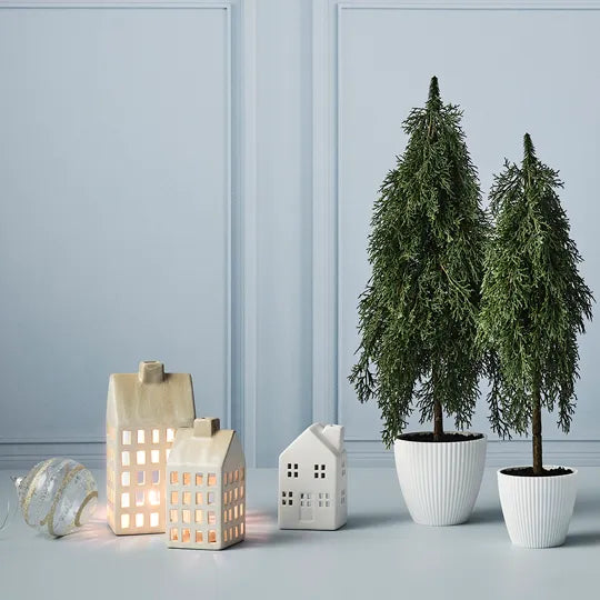 Candle Manor Holder