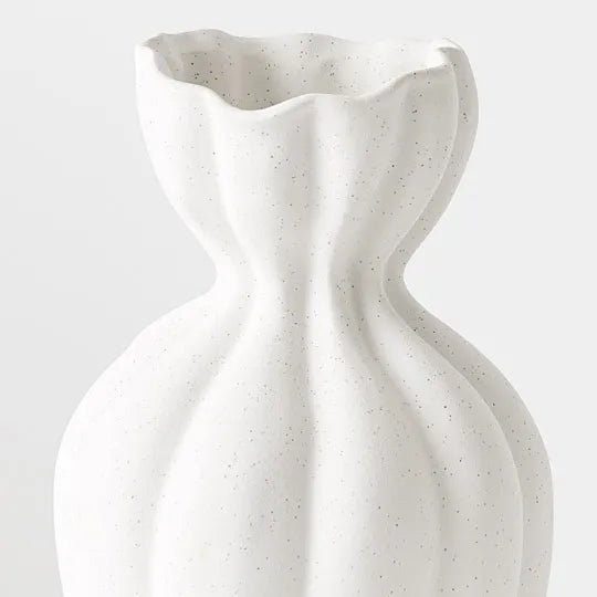 Basma Vase