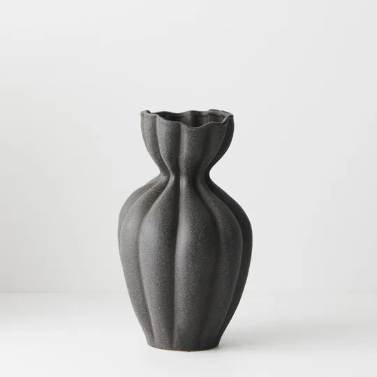 Basma Vase