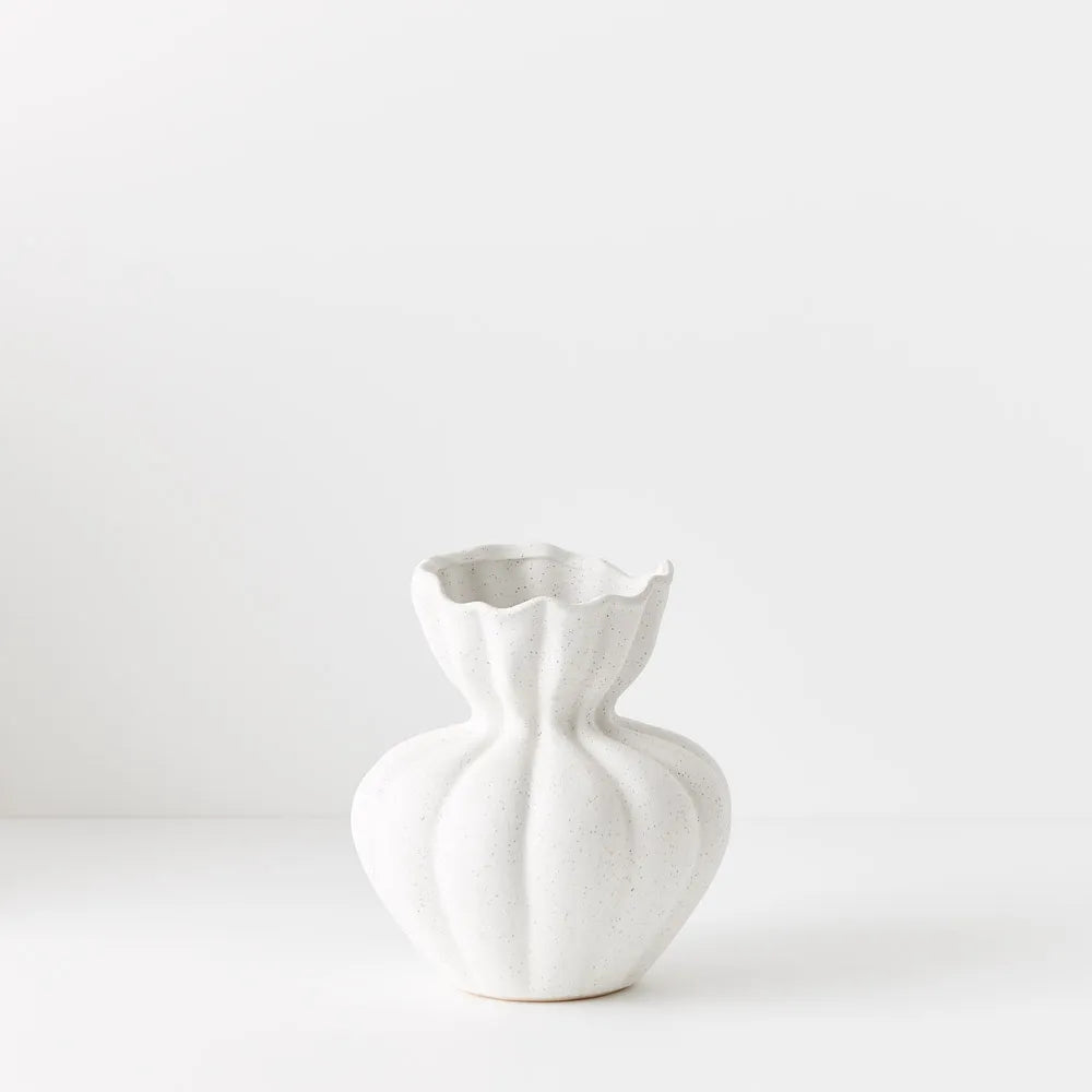 Basma Vase