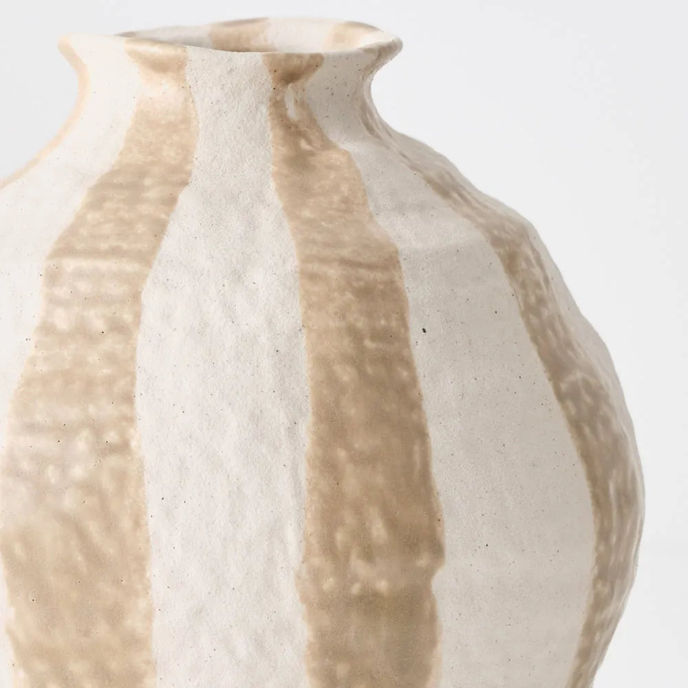 Oreio Vase