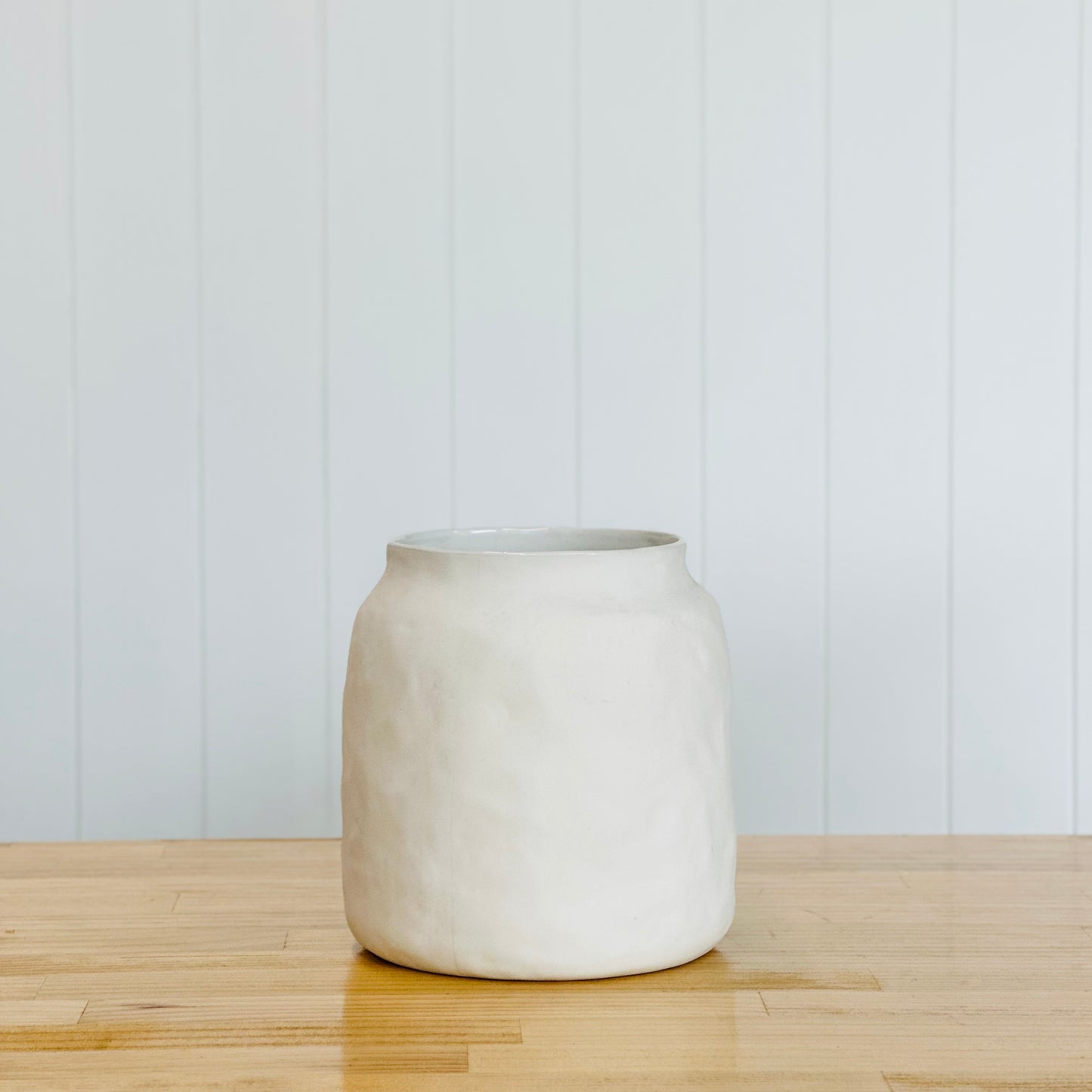 Ceramic Textured Vase - Snow White