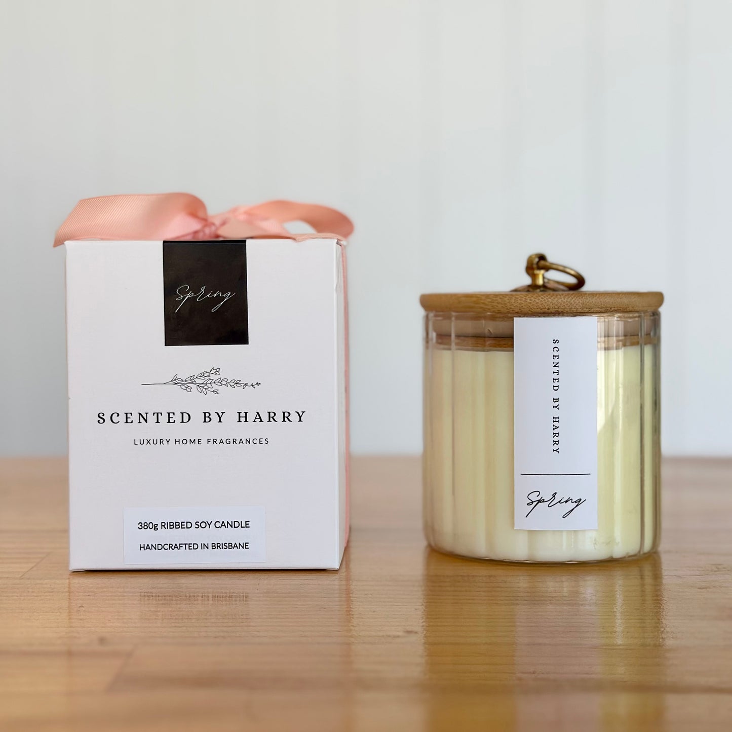 Spring Ribbed Candle 380g