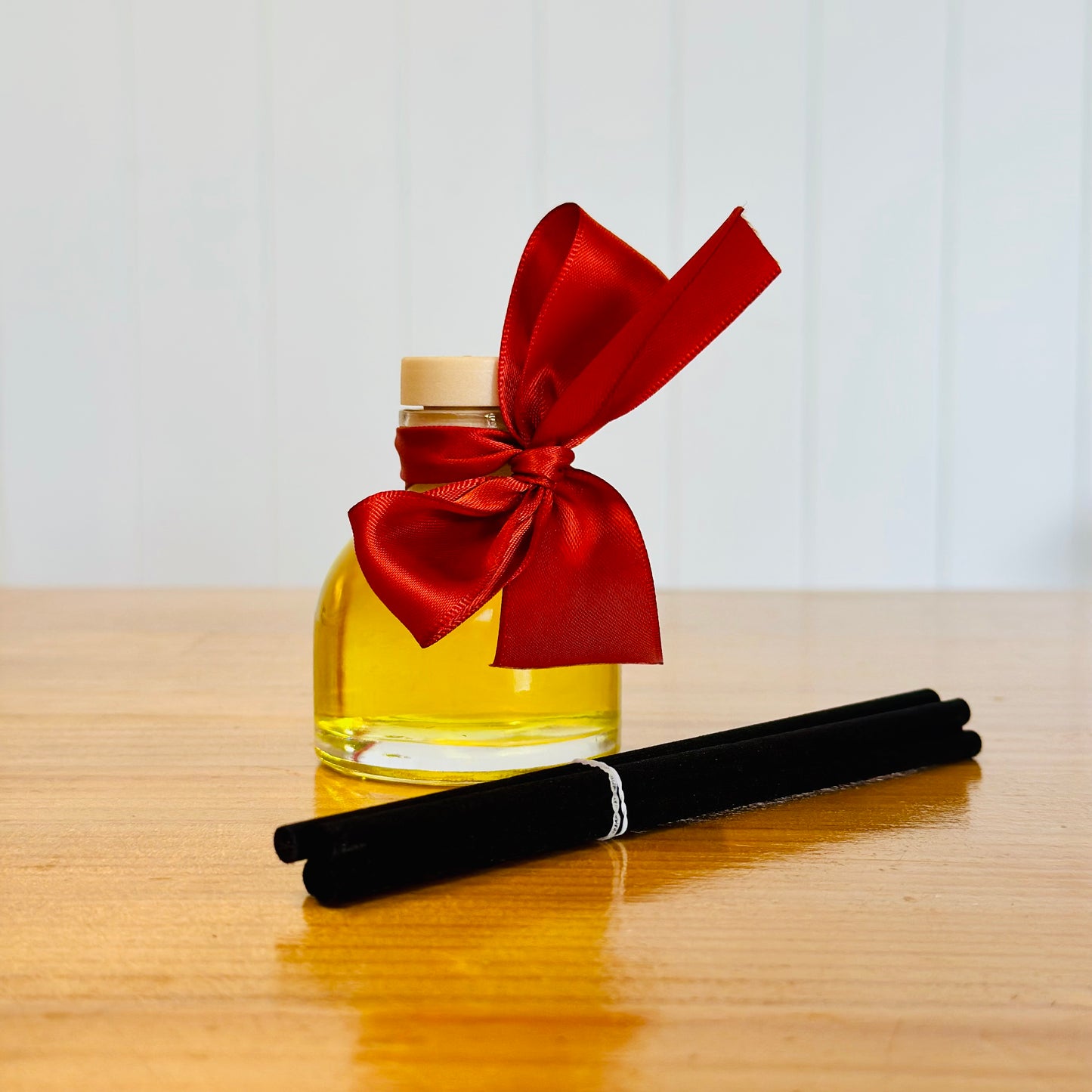 Snow Globe Reed Diffuser