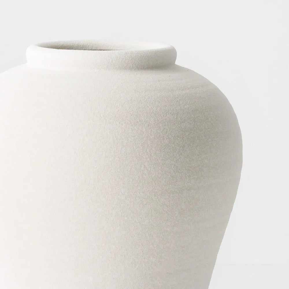 Herama Vase