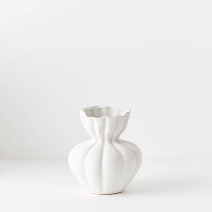 Basma Vase